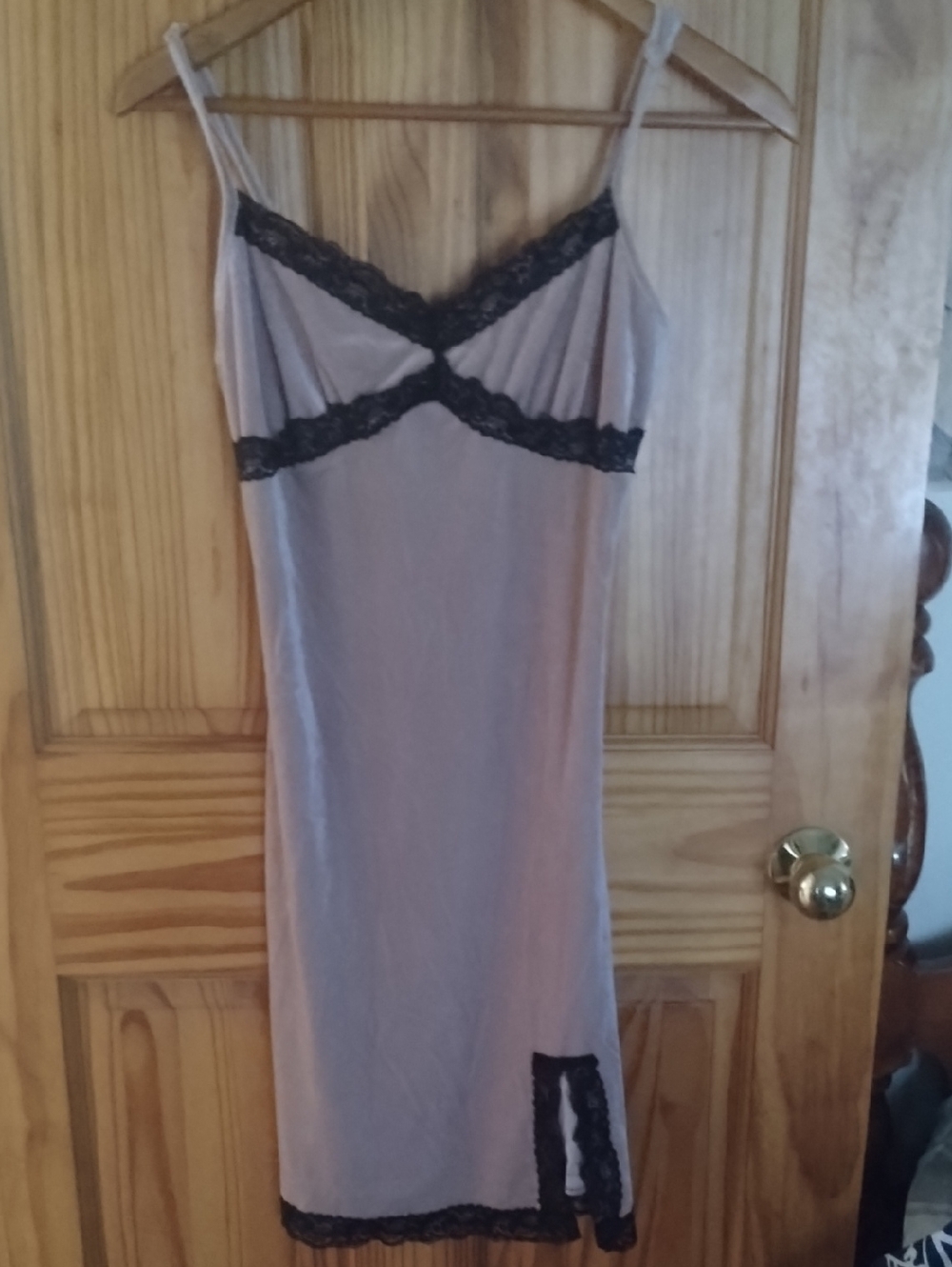 No Comment Xl Velvet Slip Mini w Lace trim